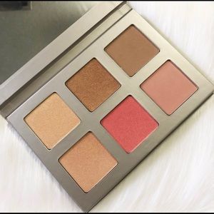 Iconic London Blaze Chaser Face Palette